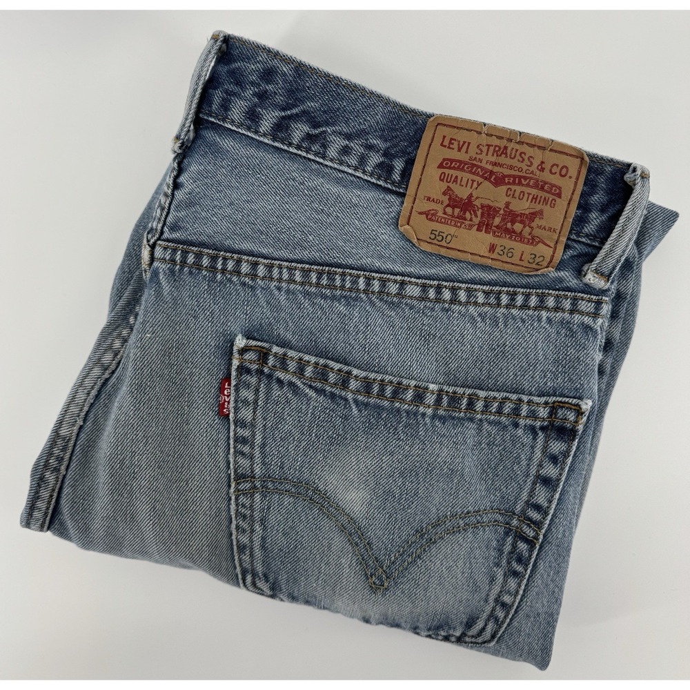 Levi's 550 Size 36x32 Blue Denim Jeans Relaxed Fit Straight Leg Red Tab